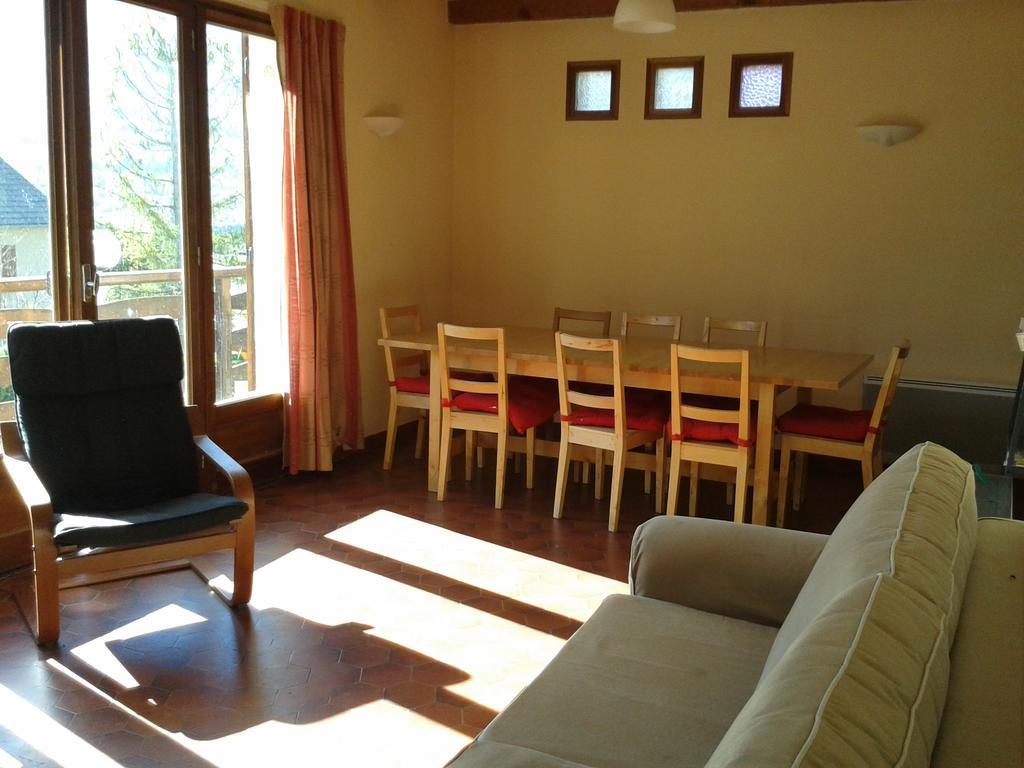 Alpineaccomodation Guillestre Esterno foto